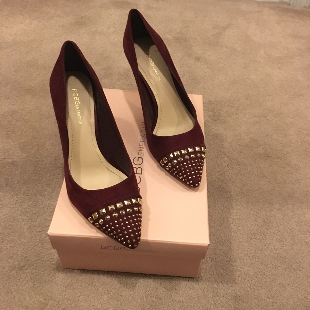 BCBG pumps wine colored worn once